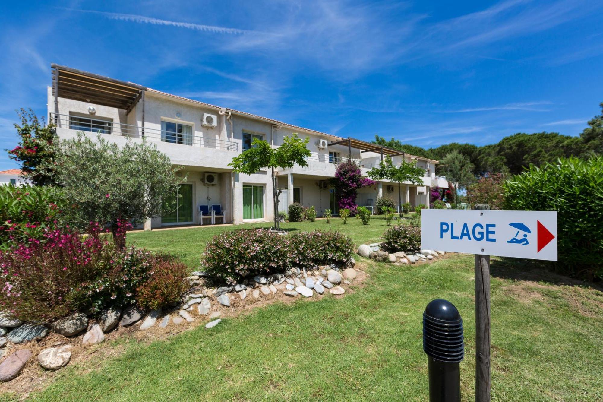 Poggio Mezzana Residence Odalys Acqua Bella المظهر الخارجي الصورة